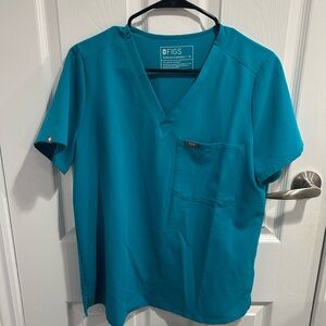 *NEW* Teal Figs Catarina Scrub Top